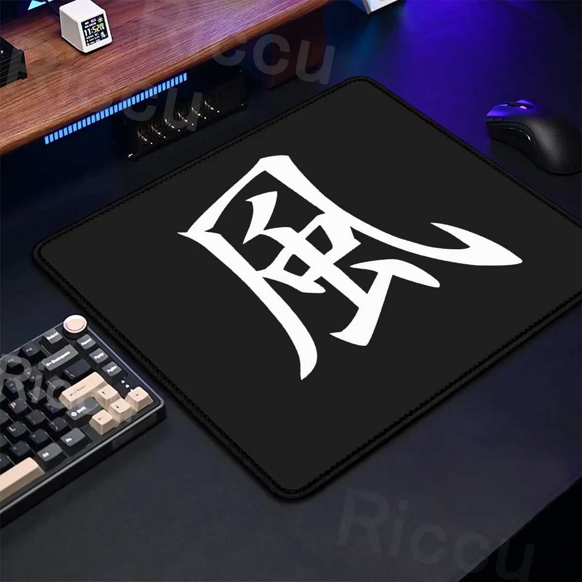 25x29cm Chinese Character "Love" Pc Gamer E-Sports Mouse Pad Small Premium Laptop Carpet Professional Computer Keyboard Deskmats