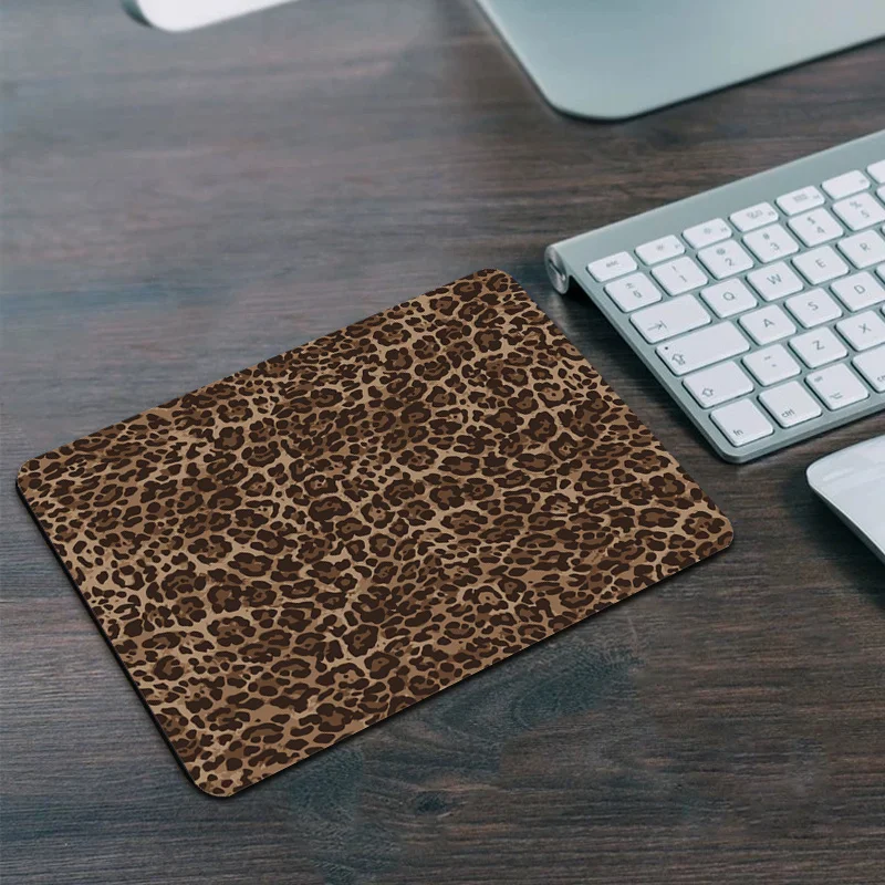 Chic Leopard Mouse Pad Non-Slip Rubber Gaming Office Home Desk Pad Rug Mouse Carpet Desk Accessories Gamer Setup Decoration
