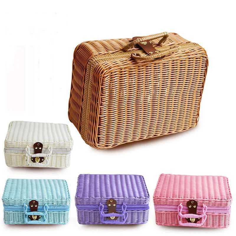 Portable Picnic Basket Handmade Rattan Woven Storage Case Vintage Makeup Travel Suitcase Cosmetic Sundries Organizer Storage Box