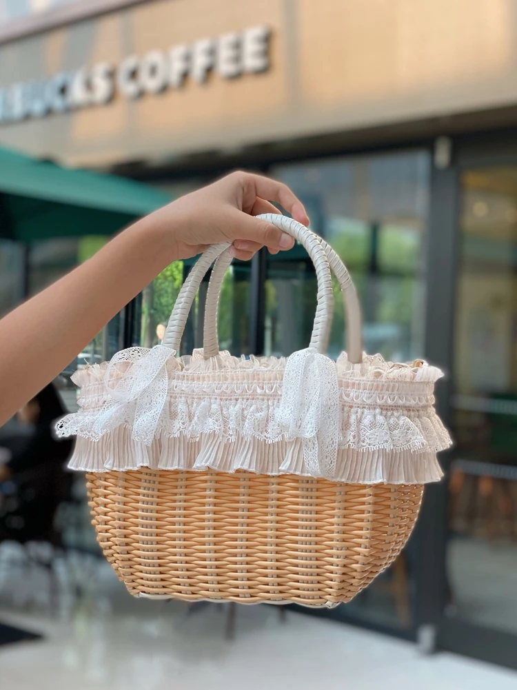 Pet Cat Dog Carrier Bag Go out Travel  Four Seasons Breathable Cute Basket Portable Shoulder   supplies  accessories