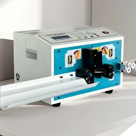 Automatic USB Cable Making Machine Mobile Computer Wire Stripping & Peeling Cutting Equipment Cable Manufacturing Facilities