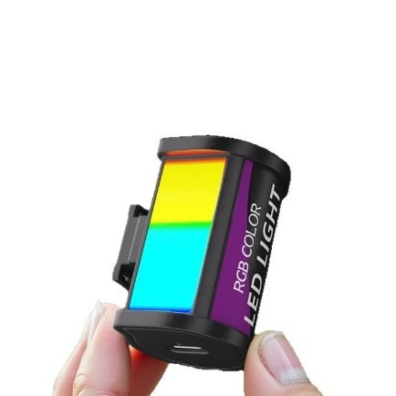 RGB full-color fill light W200 is suitable for mini mini hot shoe film shape photography light small and portable
