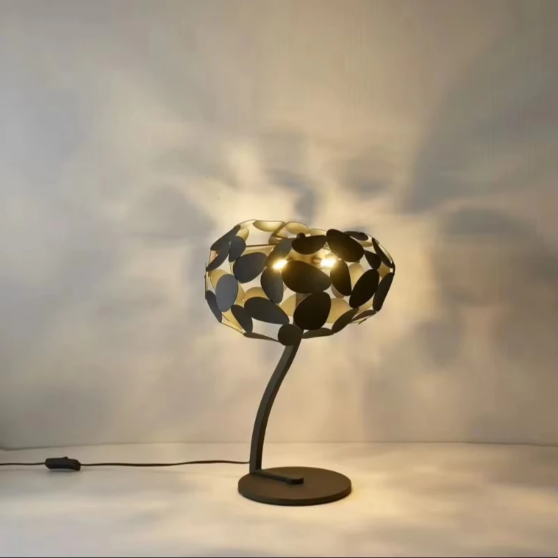 Titanium Black Irregular Stainless Steel Desk Lamp Home Decoration Hotel Bedroom Bedside Modern Desk Lamp