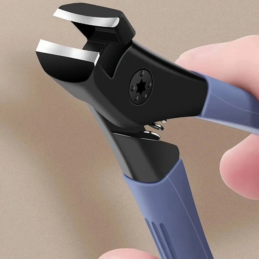 2 Piece Blue Nail Clipper with Large Opening Design, Suitable for Thick and Hard Nails, Easy To Clean and Grip