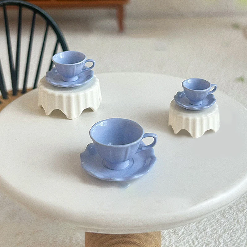 1Pc Mini French Retro Coffee Cup & Plate Set - Dollhouse Kitchen Furniture, Scene Decoration Accessory