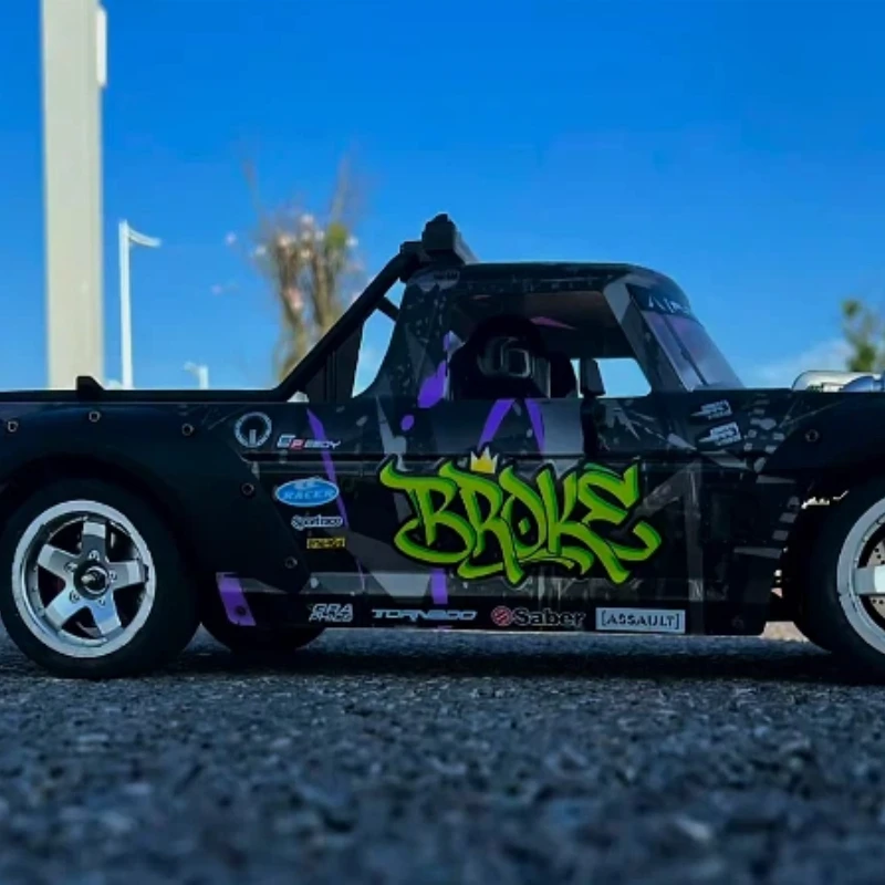 Brushless RC Truck SG1006 1:14 Scale F-150Style High Speed 4WDRemote Control Car with Synchronized LED Lights for Drift And Race