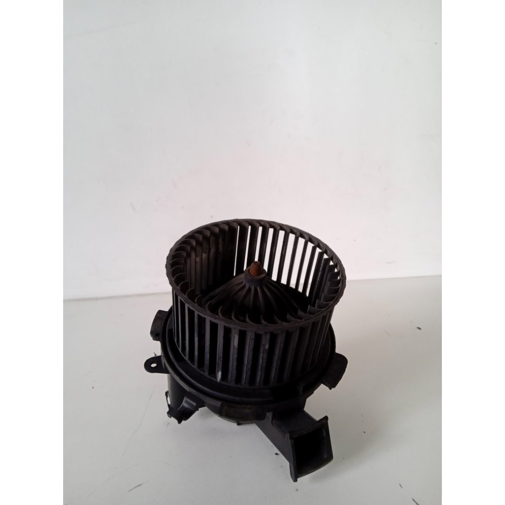 Motor Ventilador Ar Interno Painel Duster Oroch 16-17 1.6