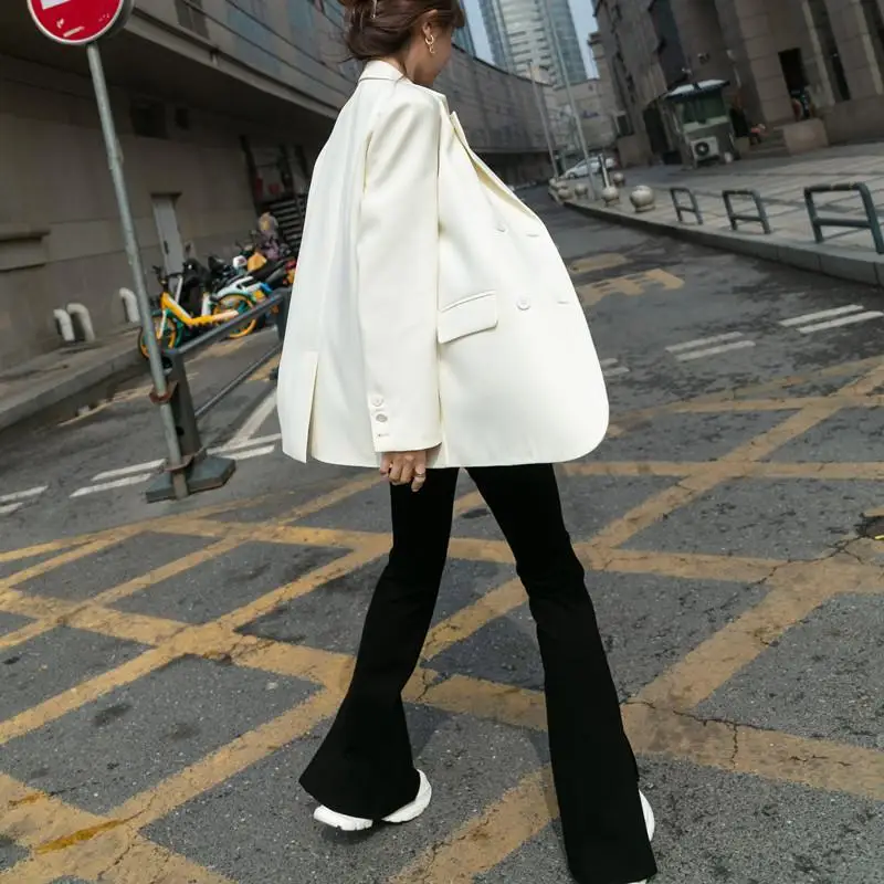 New Autumn White Suit Jacket for Women's Temperament High-end Design Casual Loose Casual Elegant Chic Small Suit Top Spring