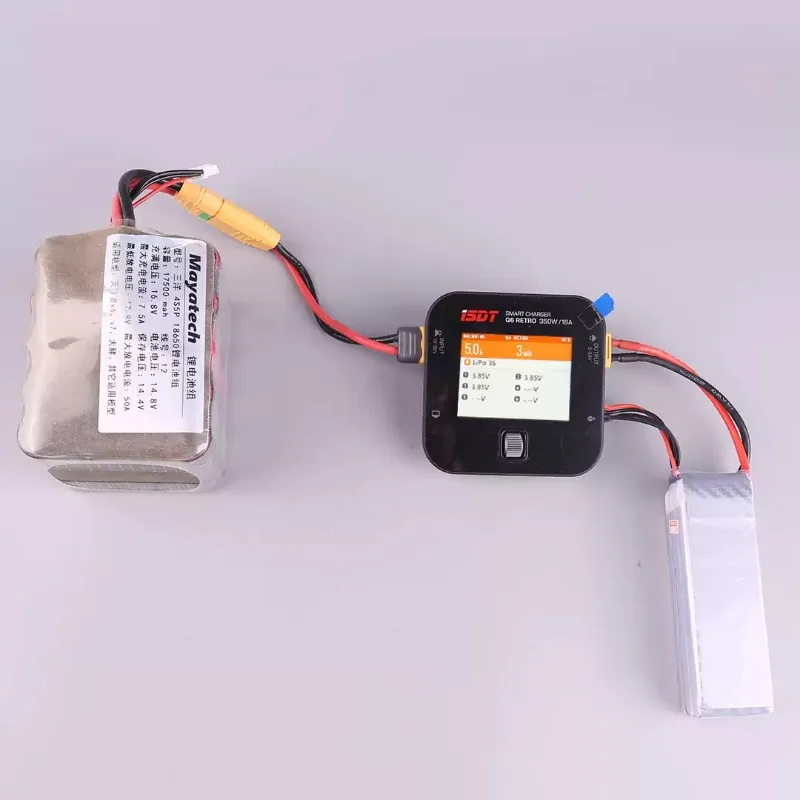 ISDT Q6 Retro DC Charger/Discharger 350W 16A 2-6S LiPo/LiHv/LiIon Compact Smart Fast Charge for RC Cars Drones Batteries