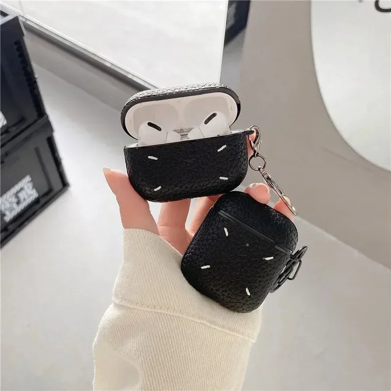 Leather Case For Apple AirPods 1 2 3 4 Wireless Headset Bluetooth Case For AirPods Pro 2 Soft Hard Cover Cases with Keychain