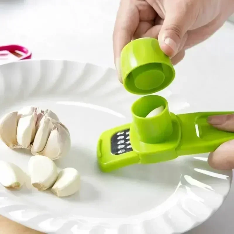 Hot 1 Pack Mini Garlic Grinder Creative Garlic Press Kitchen Garlic Mash Manual Mashing Green Kitchen Gadgets Accessories