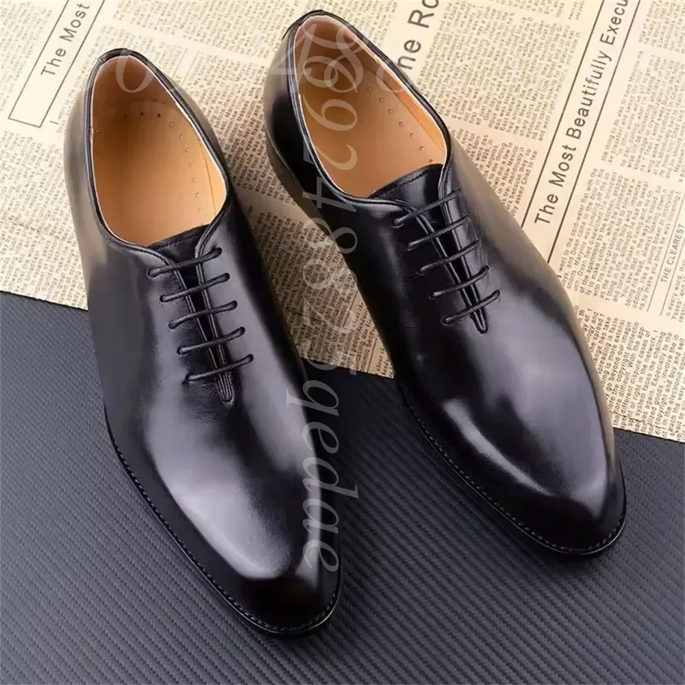 Men's Classic Whole-Cut Lace-Up Design Shoes Premium Glossy Leather Pointed Toe Loafers Breathable Insole for Formal Business