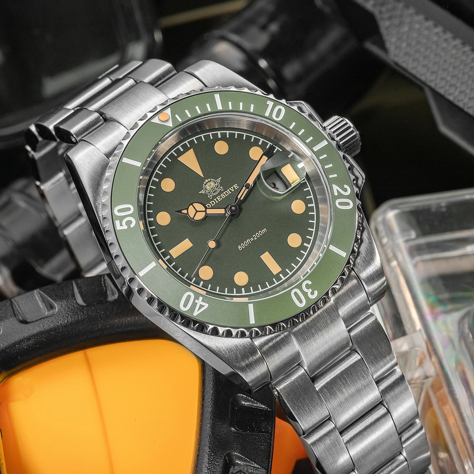 ADDIESDIVE Top Brand Quartz Watch Japan 2115 Stainless Steel 200M Waterproof Super Luminous Mens Diver Watch AD2054 Reloj Hombre
