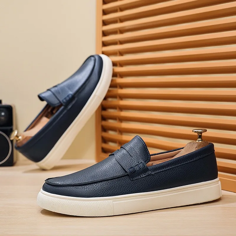 Men's Leather Casual Shoes Luxury Comfortable Casual Sneakers Designer Shoes for Men Fashion Spring Board Shoes Tenis Masculino