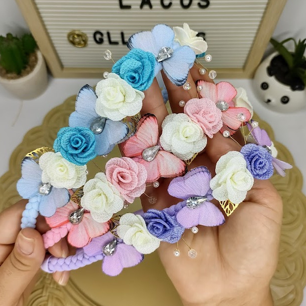 Tiara Infantil de Luxo Camélia / Headband Infantil Jardim Encantado com Flores e Borboletas/ Faixinha de Luxo para Bebê