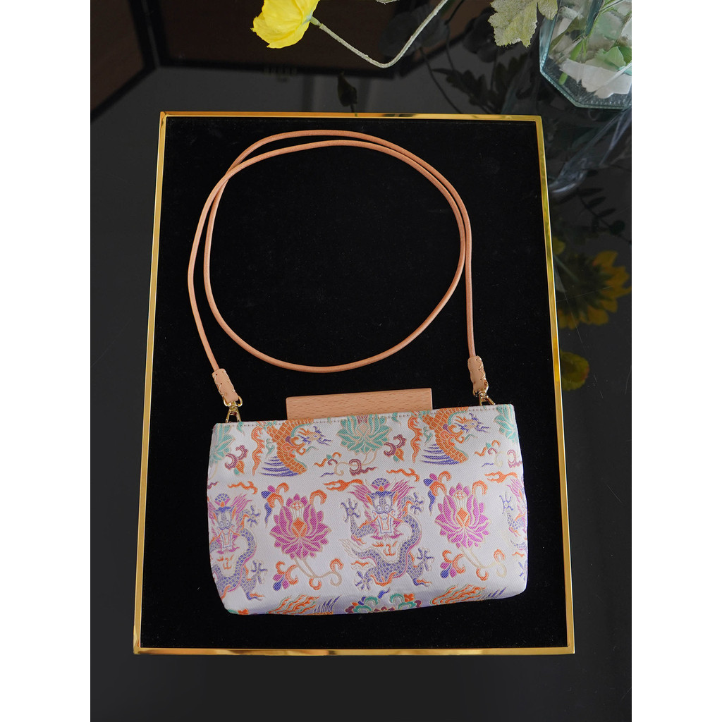 Dragon Phoenix Wear Lotus Pattern Canção não relíquia Jin Bolsa mensageiro de ombro de seda Real Novo estilo chinês esti