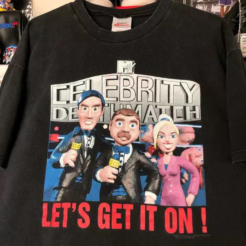 2026 Camiseta Preta Unisex, Design com Personagens de Animê e o Texto 