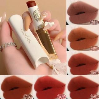 Batom Fosco Lace Whisper Light Mist-Alto Pigmento , Copo De Longa Duração E Antiaderente , Estética Retrô Para Meninas |