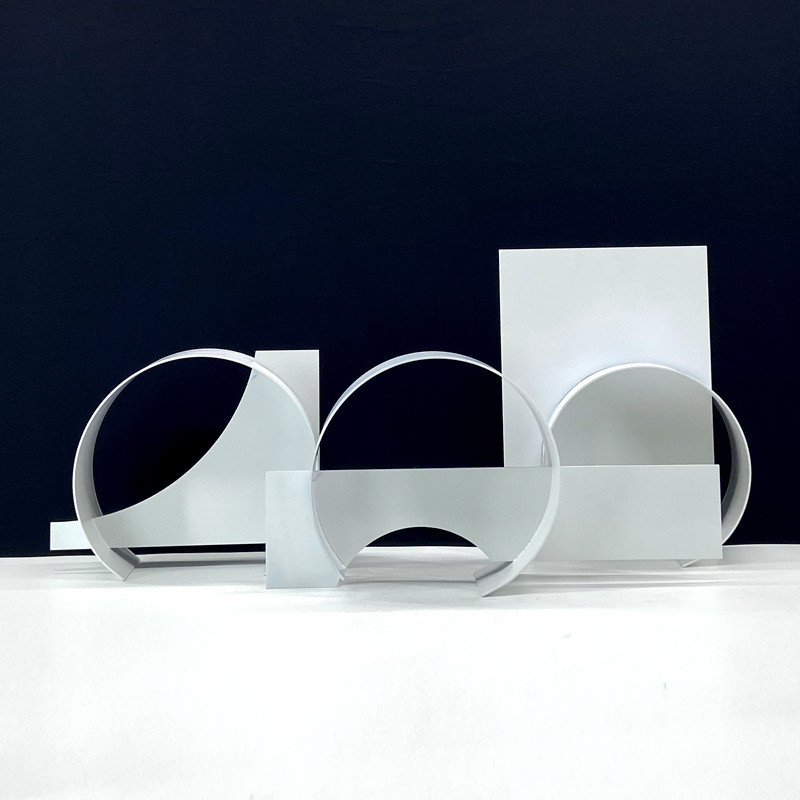 XCZ5 European-style modern minimalist geometric metal art pieces for home decoration, sales offices, model rooms, and st