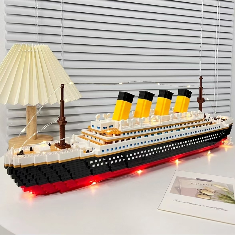 Tijolos Titanic Ship Building Block Bricks Toy Assembly Particle Children Desenvolvimento Educação Coleção Brinquedos Puzzle Meninos E Meninas Aniversário Infantis