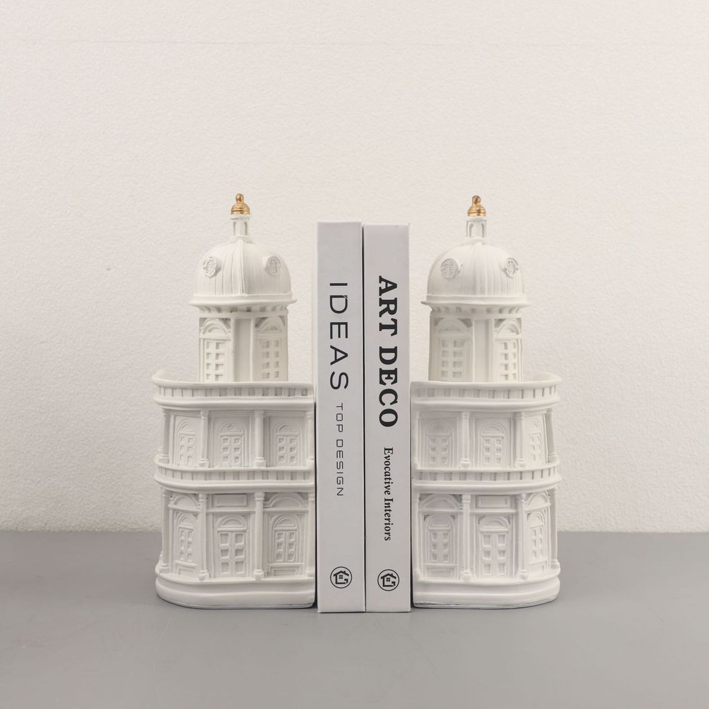 7TBY European-style creative architectural castle bookends and decorative pieces for living room, office, study, wine ca