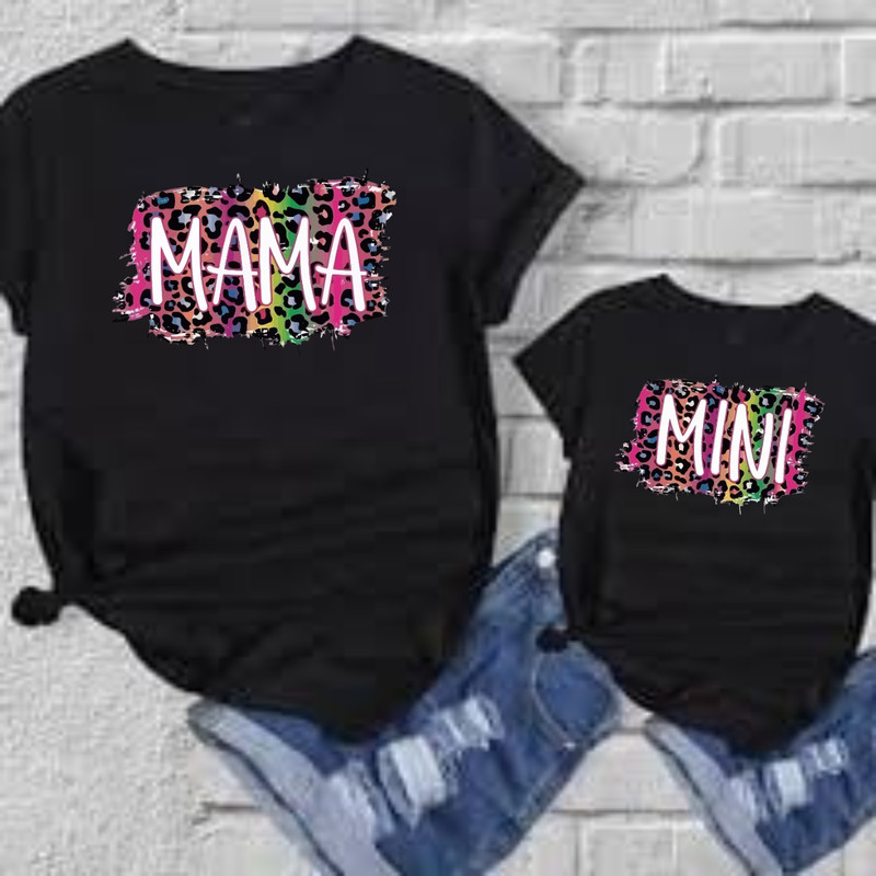Kit Camisetas Mãe e Filha T-Shirt Mama e Mini Animal Print Multicolor - Preta