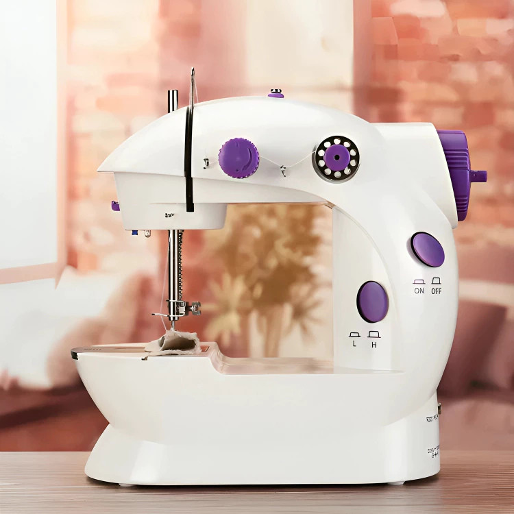 Mini Maquina Costura Portátil Elétrica Bivolt Mini Máquina de Costura Portátil Mini Máquina de Costurar