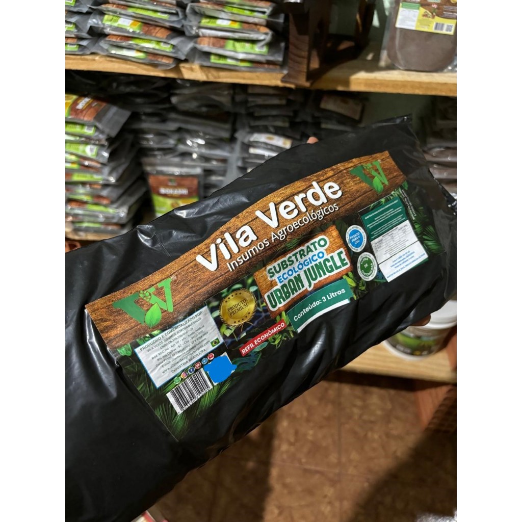 Substrato Orgânico Urban Jungle - Nutrição Especializada para Folhagens Vibrantes e Saudáveis! 3L