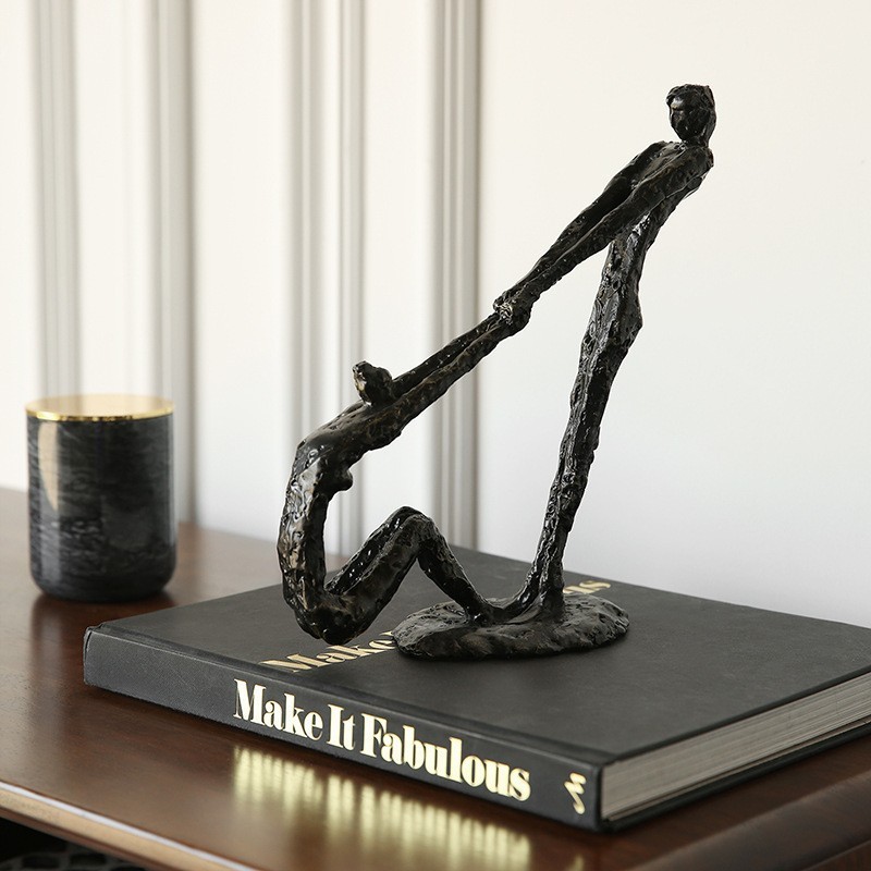 W8ZR Modern minimalist metal handle sculpture, decorative piece for living room, study, or display room, creative soft d