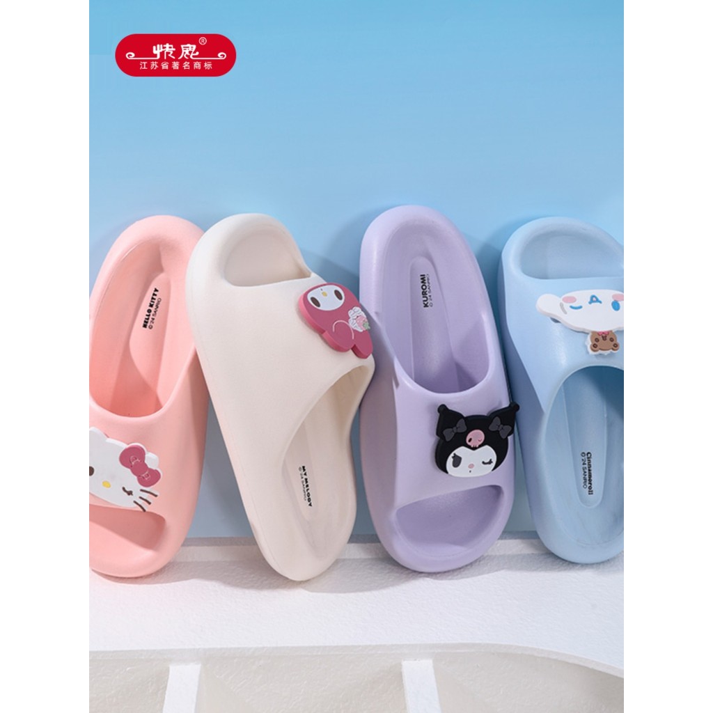 Chinelos infantis Sanrio Fast Deer Novos produtos Sandálias antiderrapantes para pais e filhos Chinelos Kuromi