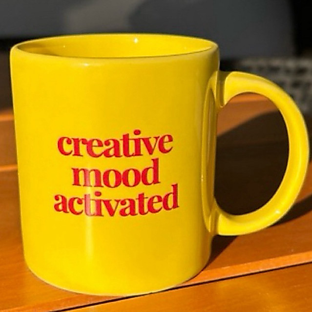 Caneca Xícara Criativa 320ml Amarela de Cerâmica | Creative Mood Activated | Caneca para Café | Presente