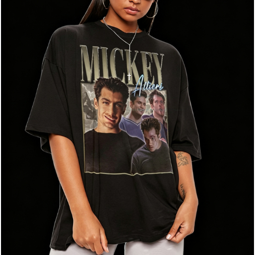 Atelier das Estampas Camiseta Feminina Mickey Mouse Preto Estampa Multicolorida Moderna Criativa Elegante Street Style