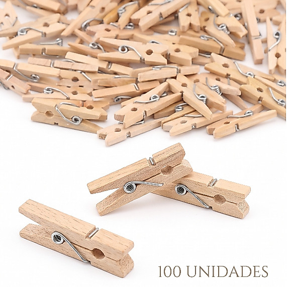 Mini Prendedor de Madeira Natural 2,5cm 100 unidades, para usar em Papeis e Lembretes.