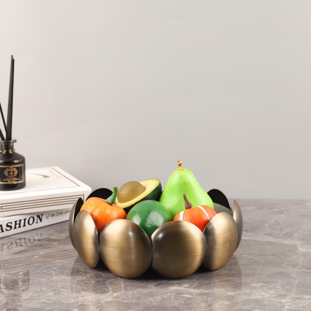 TBEX European-style light luxury geometric metal round lotus fruit tray decorative ornament for living room, dining room