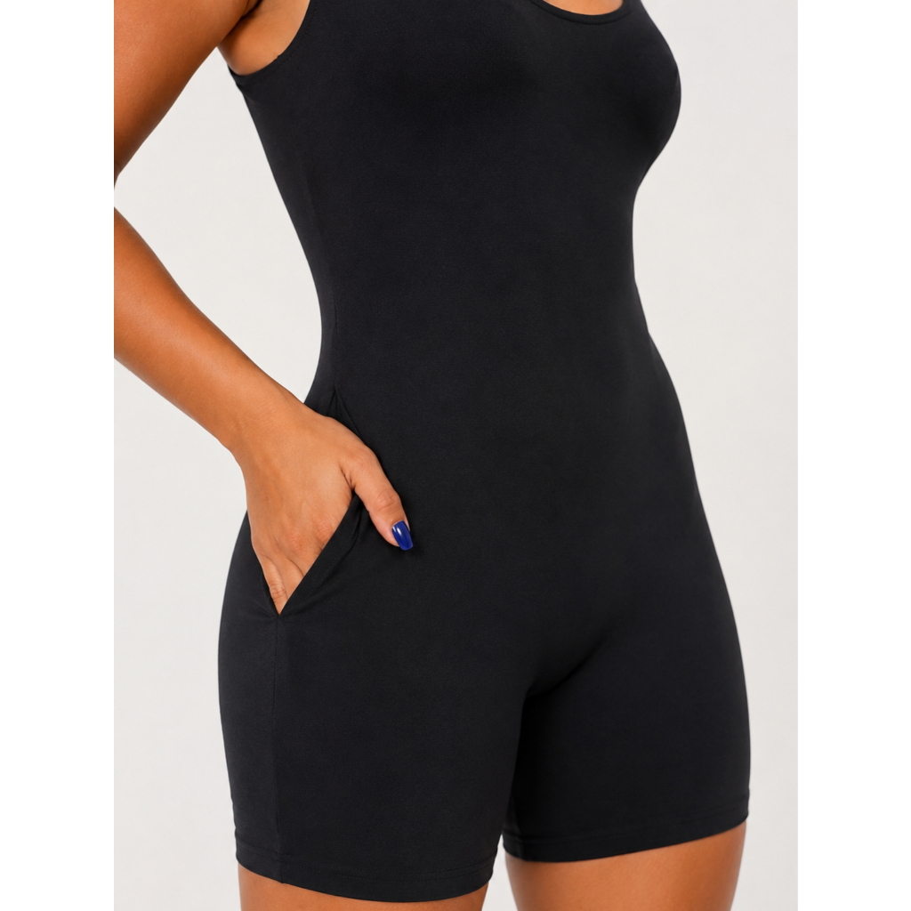 Macaquinho Fitness Feminino Suplex com Bolso Lateral Academia Treino Yoga Hidroginástica