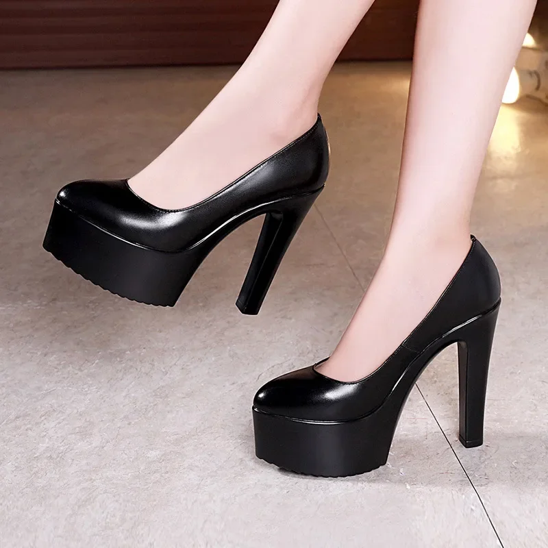 Plus Size 32 43 Platform Catwalk Shoes Women Wedding Shoes Bride 2026 Shallow High Heels Platform Pumps Elegant Dress Court Shoe