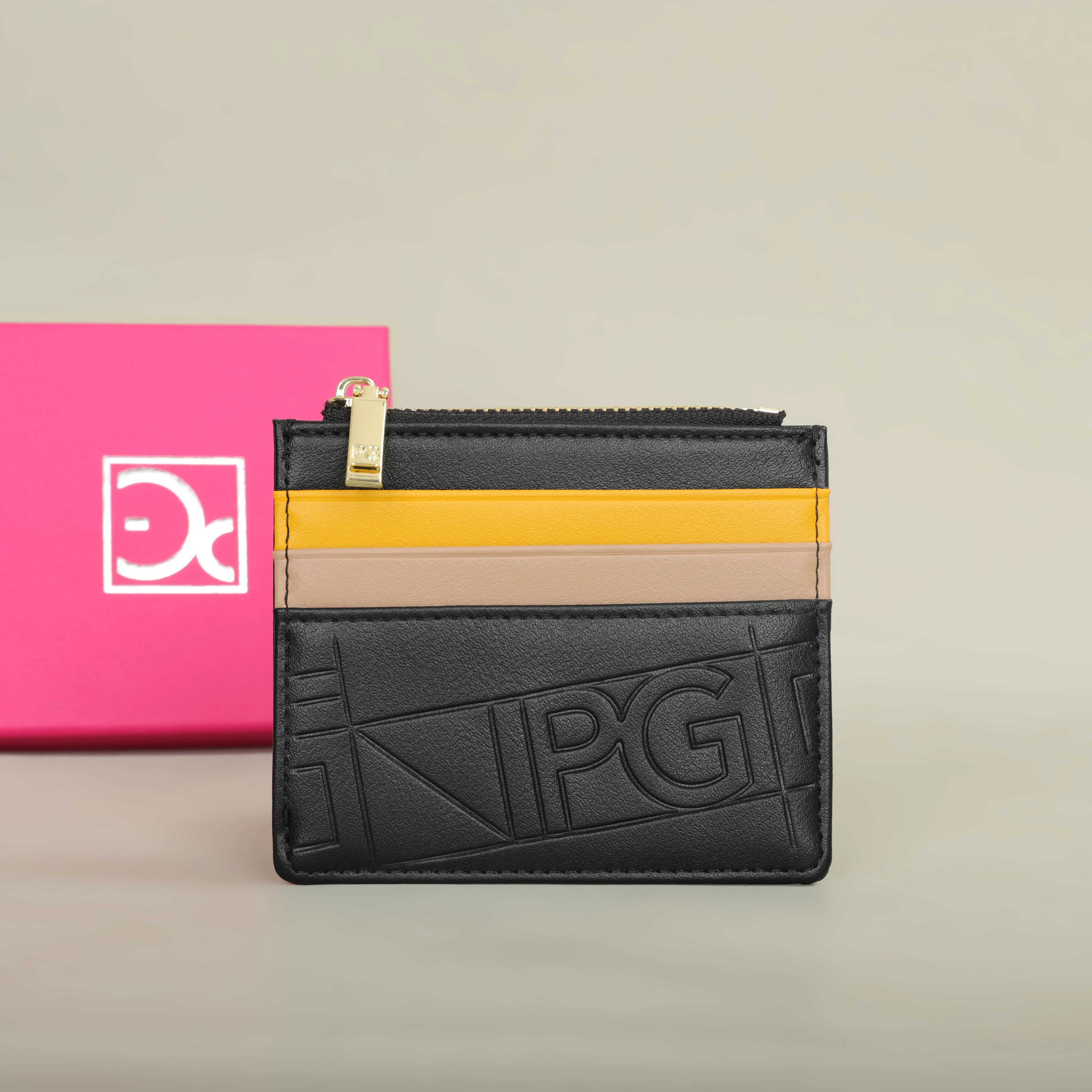 PG Women's Wallet Fashion Retro Temperament Button Folding Monogram Printed Metal Zipper Leather Bag Card