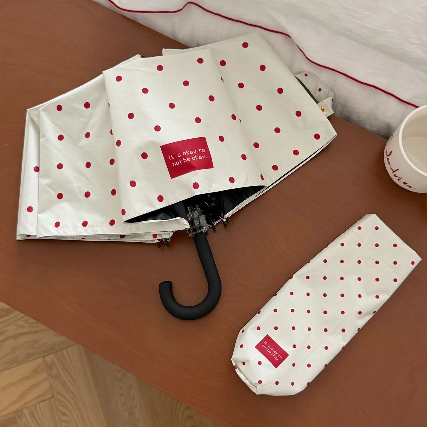 New Korean Small Polka Dot Folding Umbrella Sunscreen Ultraviolet Vinyl Parasol Weather and Rain Portable Sun Umbrella