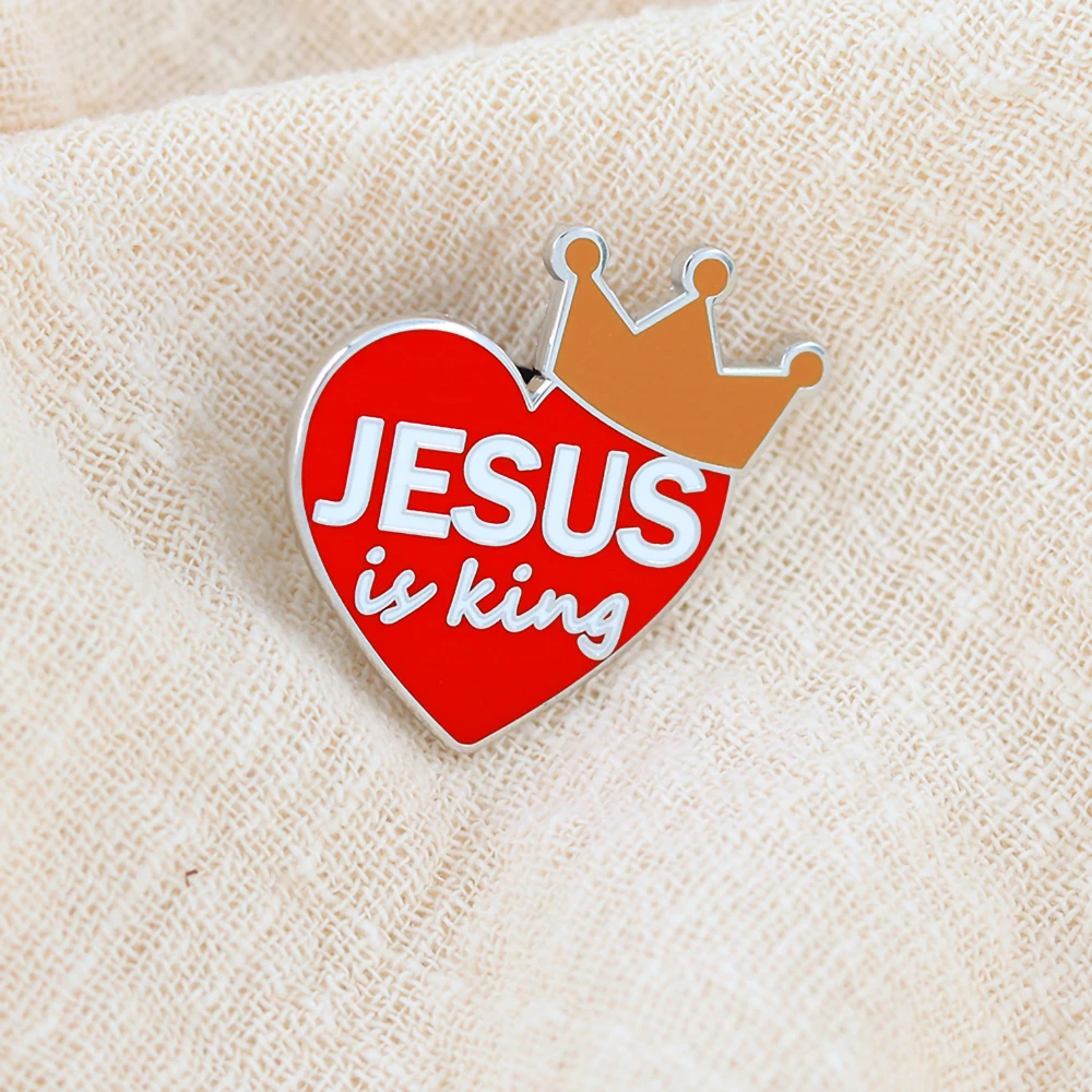 Jesus Is King Red Heart Crown Enamel Brooch Inspirational Christian Faith Badge Bible Lover'S Backpack Pin Clothing Accessory