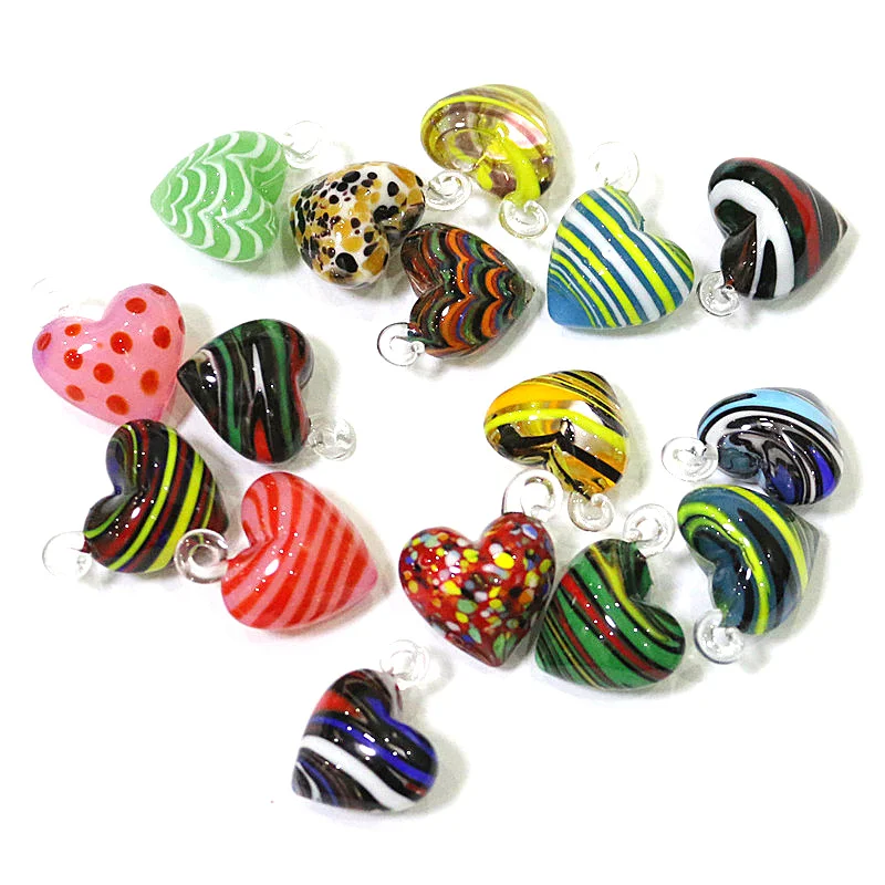 2PCS 23mm Colorful Handmade Murano Glass Heart Pendants Creative Mini Love Charms Wedding Decor Supplies Valentine's Day Gifts