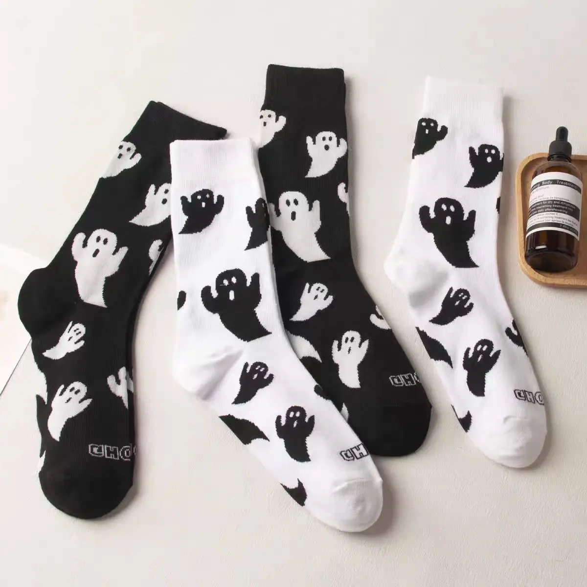 Halloween Ghost Creative Trendy Socks Couple Mid Tube Black And White Versatile Long Tube Sock Sports Sock For Men's And Women's