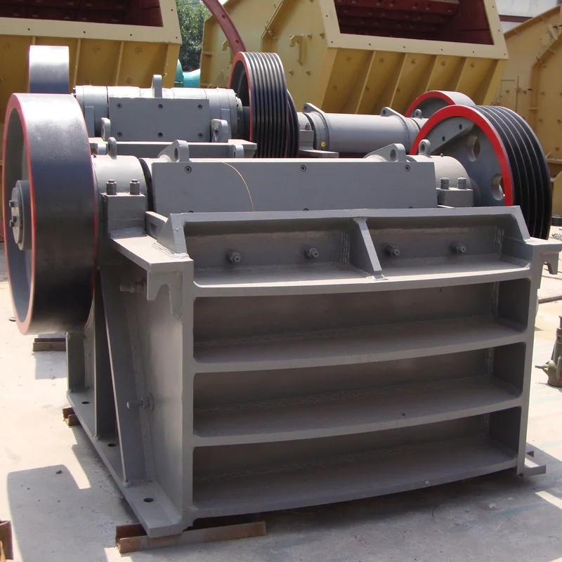 Portable Electric Mini Jaw Crusher for Stone Rock Concrete Low Cost Mobile Mobile with Motor Engine Bearing Core Components