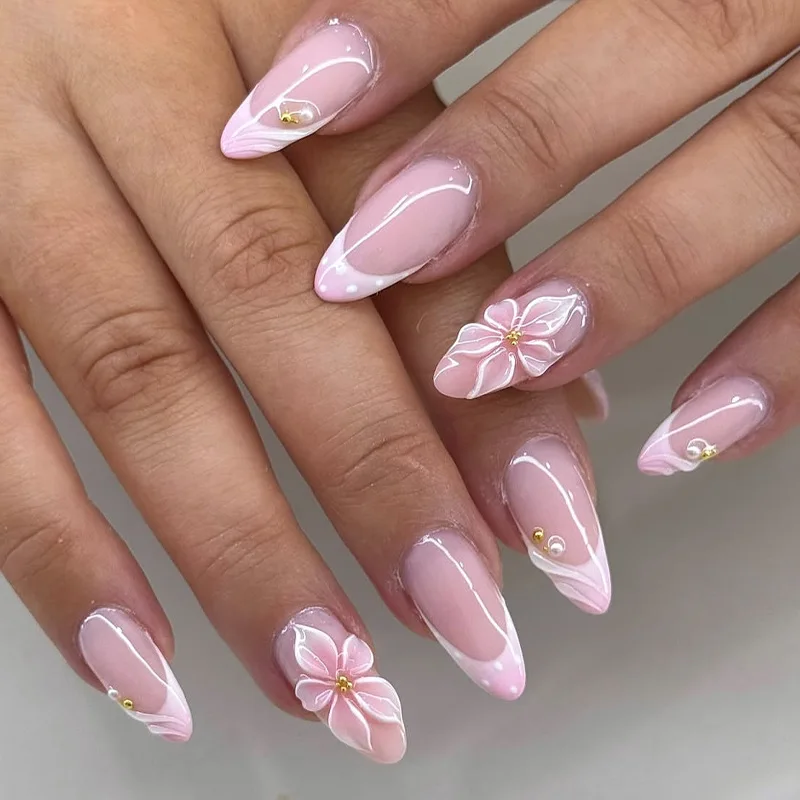 24pcs Press on Nails Flower Pearl Design Short Almond Fake Nails Gradient Pink Design False Nail Art Blush Spicy Girl Manicure