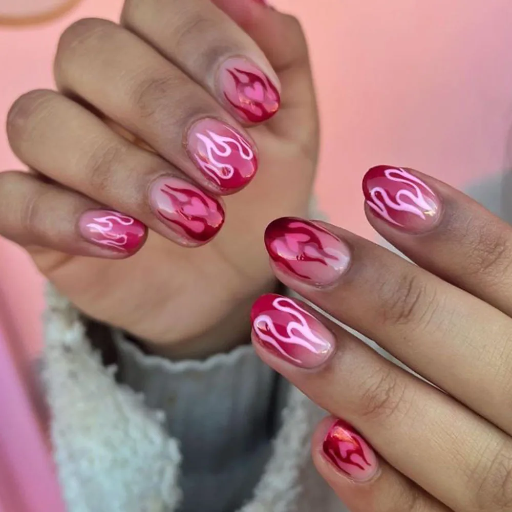 24Pcs Short Round Head Nails Set Press on With Red Flame Design Fake Nail Simple Reusable Finished Full Cover False Nails Tips