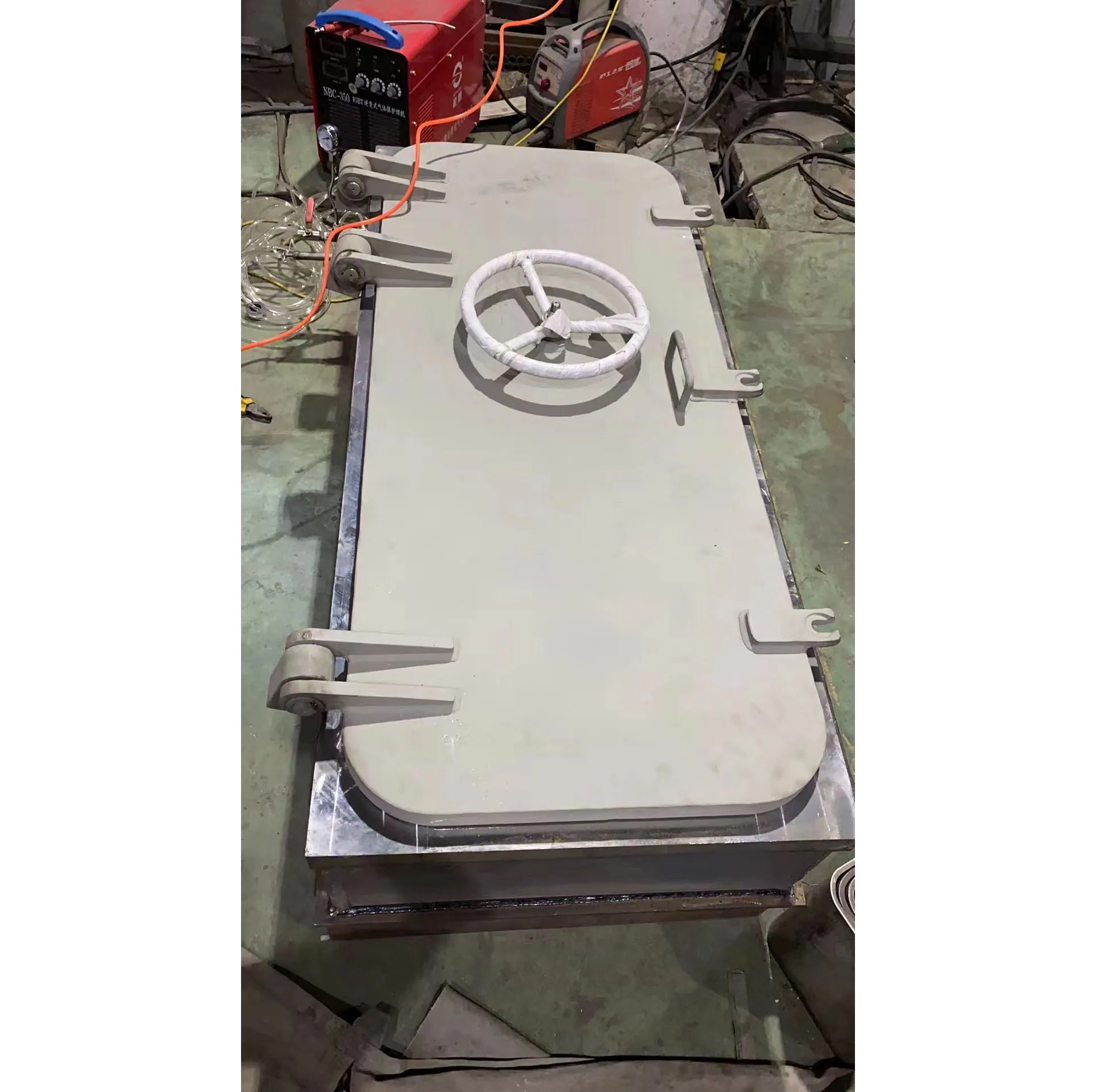 OEM & ODM Quick Action Stainless Steel Door Factory Waterproof Weathertight Door for Marine Ship and Boat