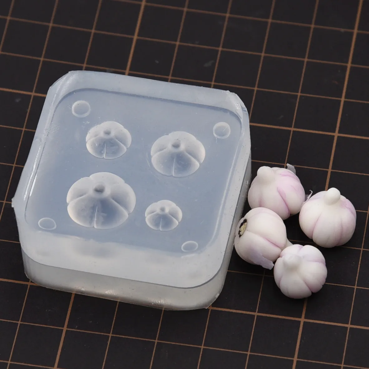 Miniature 3D Garlic Condiment Silicone Molds for Pottery Clay Handicraft DIY Fasting Shaped Tool