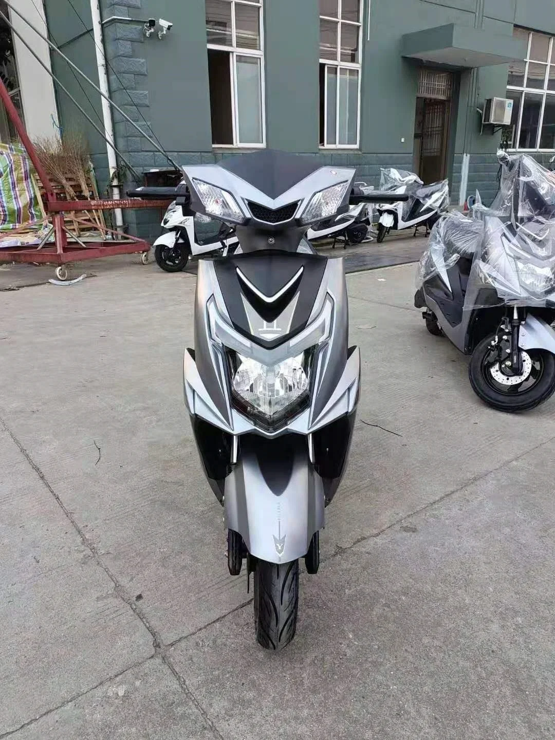 RRE 200 kg load 22% electric motorcycle, 1000W 60V/72V, 13 tires, 60 km range