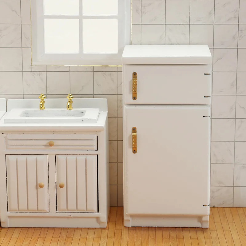 Mini White Refrigerator 1:12 Dollhouse Furniture Model Kitchen Scene Miniature Home Decoration Accessories Decor Crafts Figures