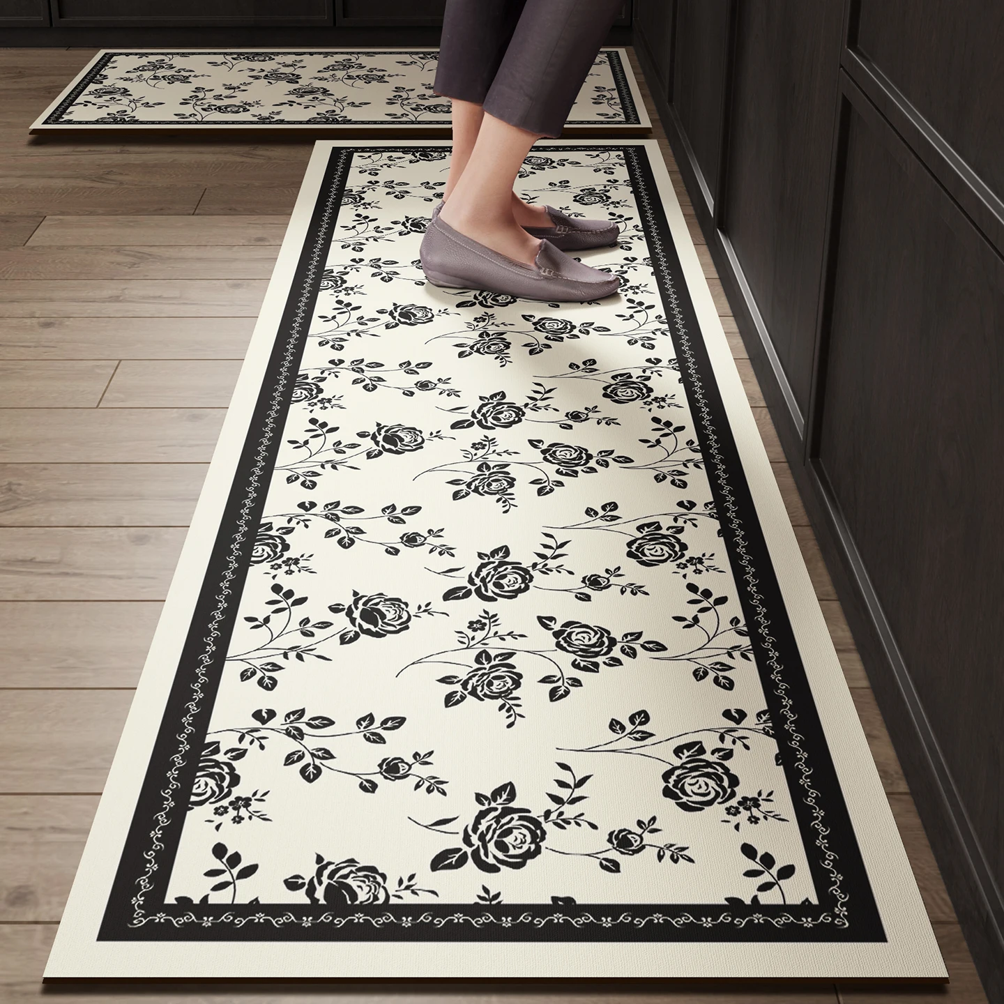 Black Kitchen Rugs Waterproof Non-slip Vinyl Carpet Long Size Rug Retro Flower Home Decoration Pvc Leather Foot Mats שטיח למטבח