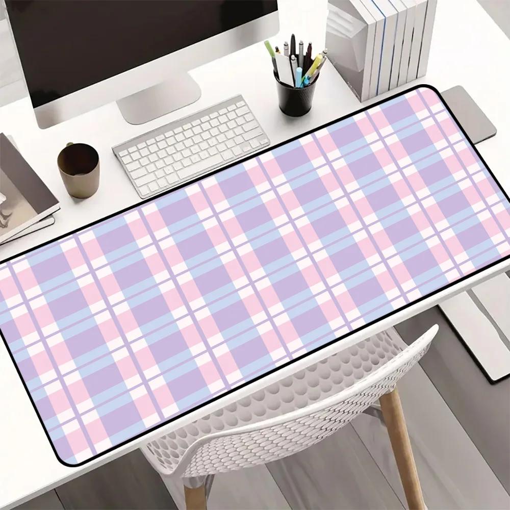 Checkered Mousepad,gaming Mouse Pad,non-slip and Waterproof Rubber Keyboard Pads,office Decorative Mat,perfect Gift for Friends.